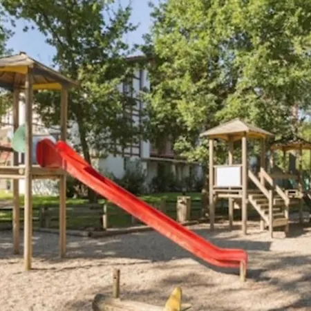 300 M Du Lac L'esquirou 3 Etoiles * ביסקארוס